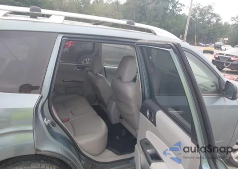 2012 Subaru Forester 2.5X Touring из США, поврежденный, VIN JF2SHAGC4CH420603